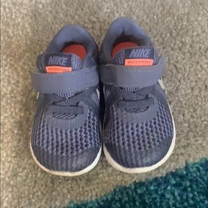 Nike Revolution 4, toddler shoe
